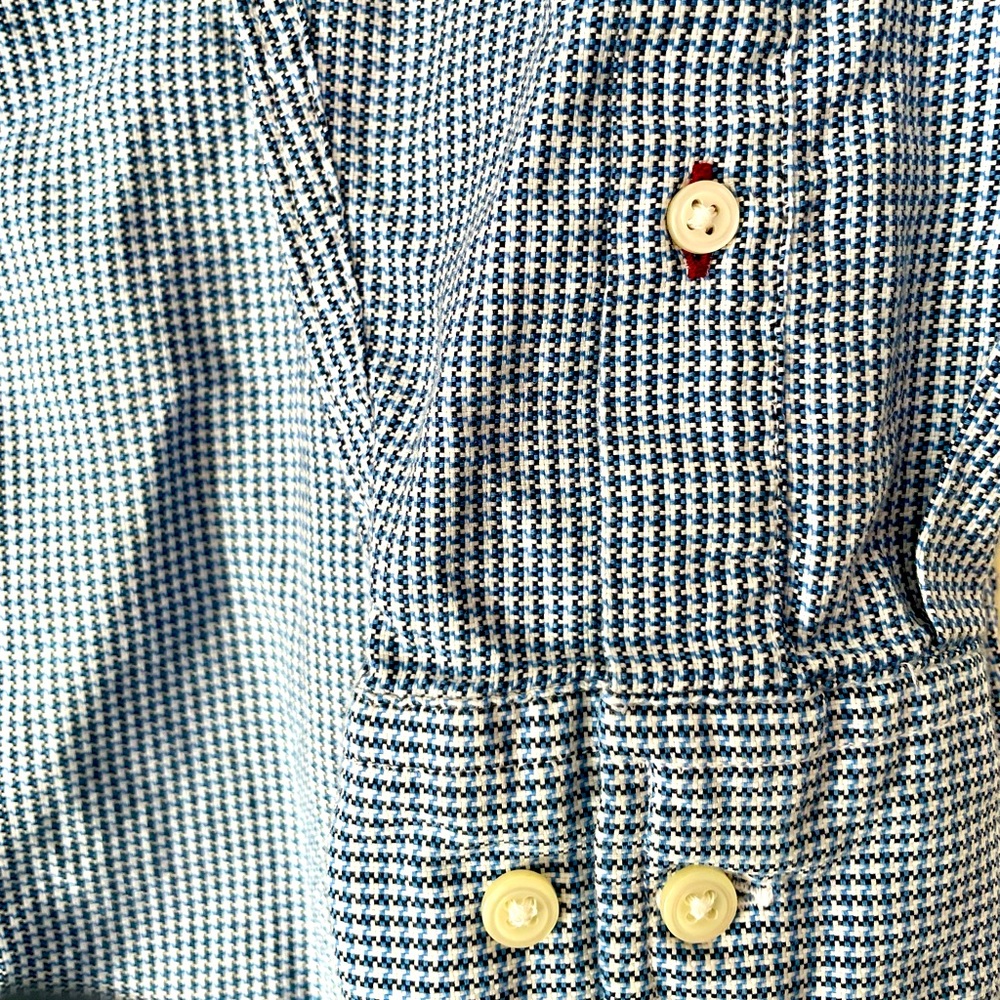 Tommy Hilfiger Blue Herringbone Button Up Shirt Mens Medium NWT - Picture 10 of 12